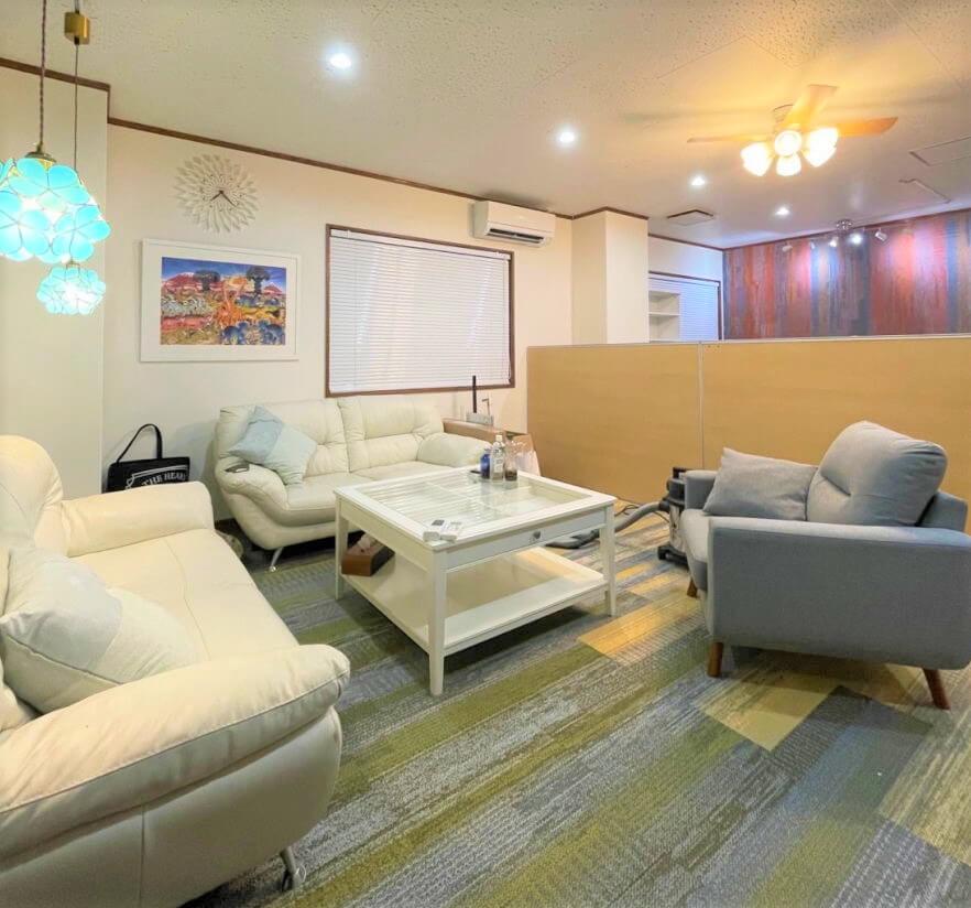 株式会社 ai TRADINGの建物内の写真